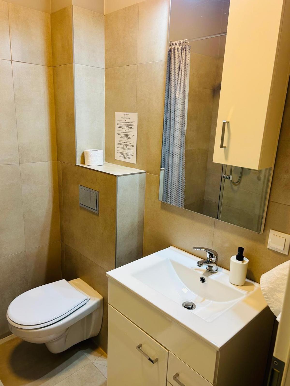 Hotel New House Sibiu Esterno foto