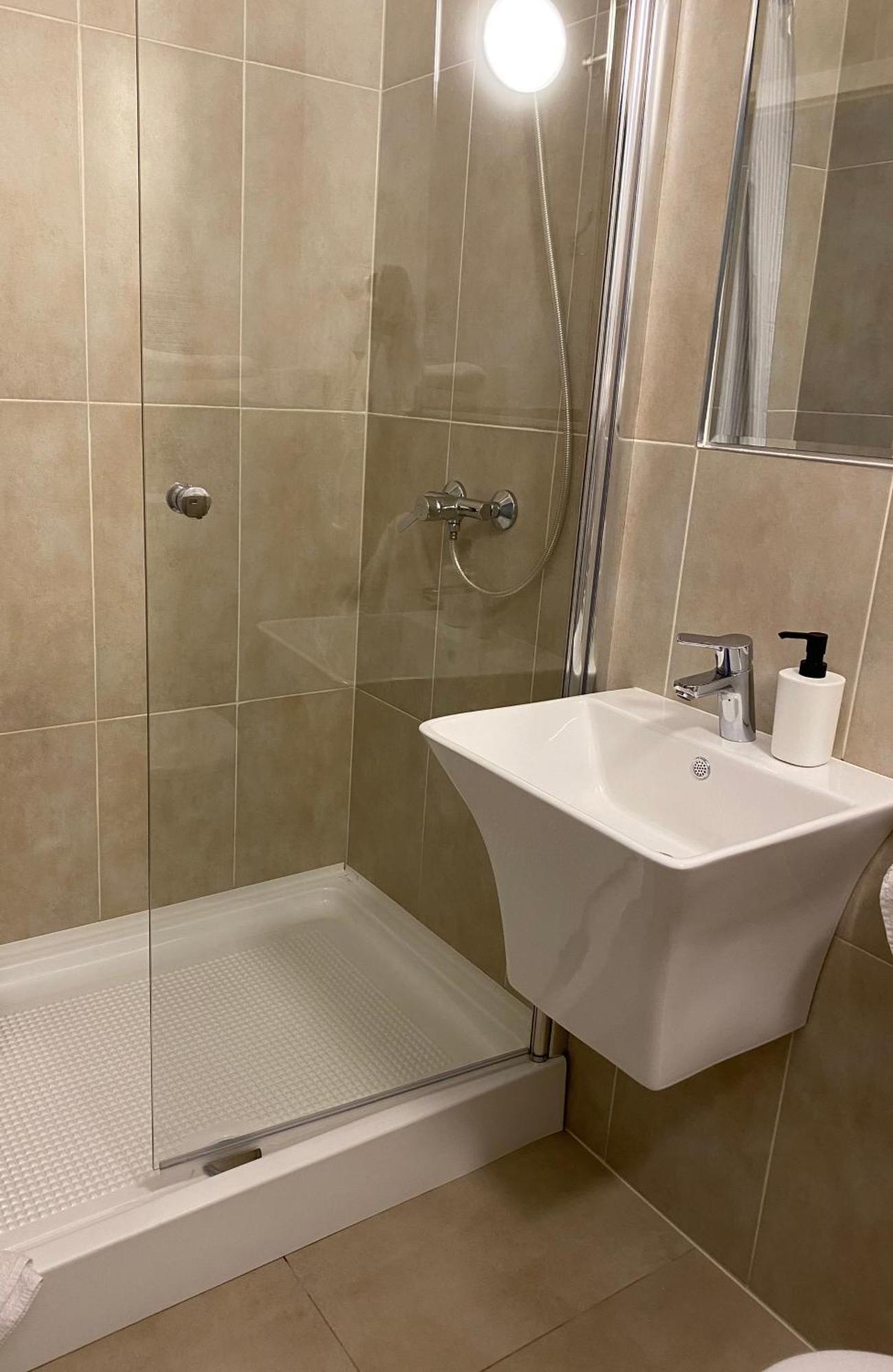 Hotel New House Sibiu Esterno foto