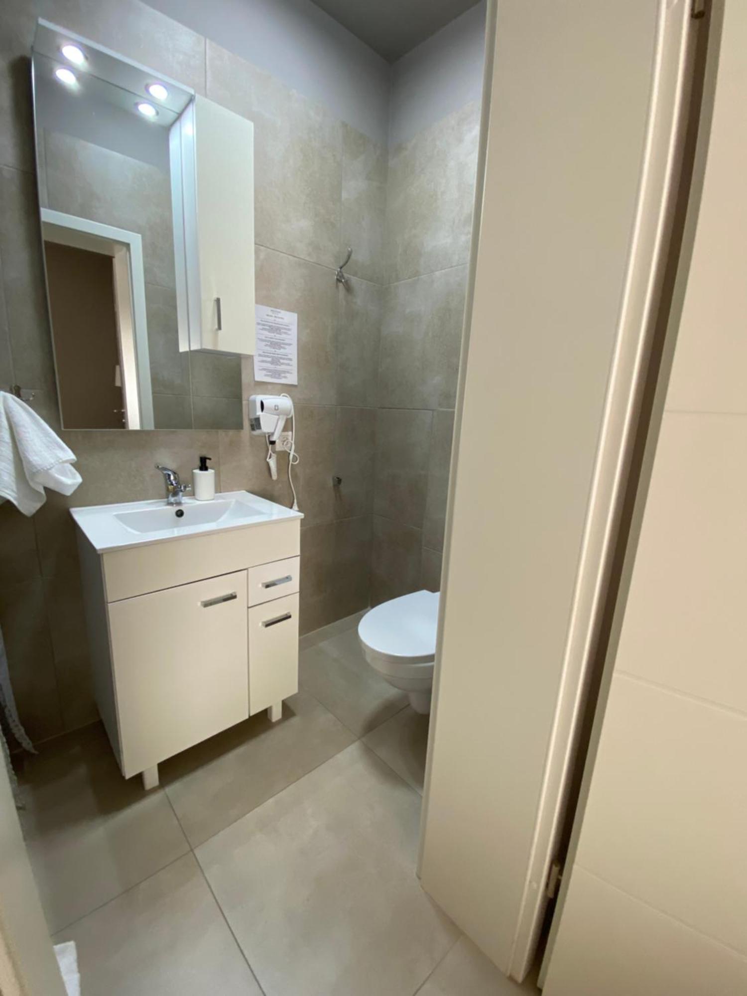 Hotel New House Sibiu Esterno foto